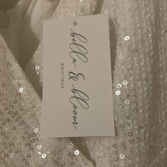 white sparkly dress - Picture 2 of 2